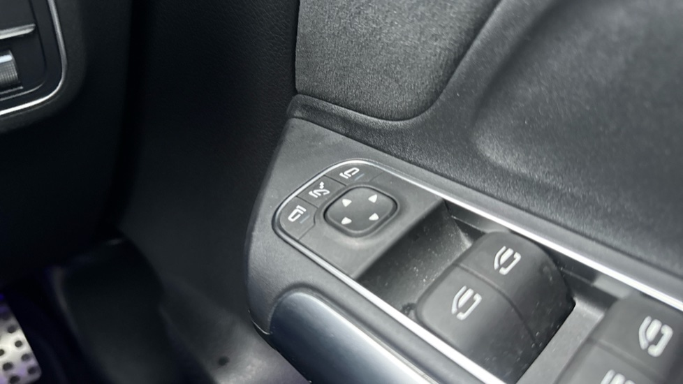 Used Mercedes-Benz EQA 2022 for sale - 77025330: Photo 53