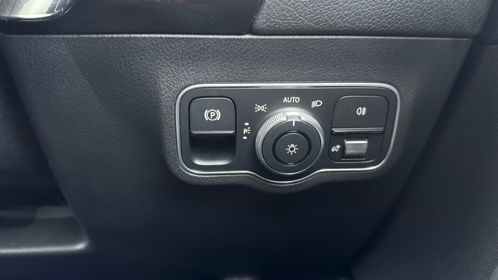 Used Mercedes-Benz EQA 2022 for sale - 77025330: Photo 55