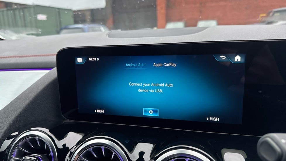 Used Mercedes-Benz EQA 2022 for sale - 77025330: Photo 60