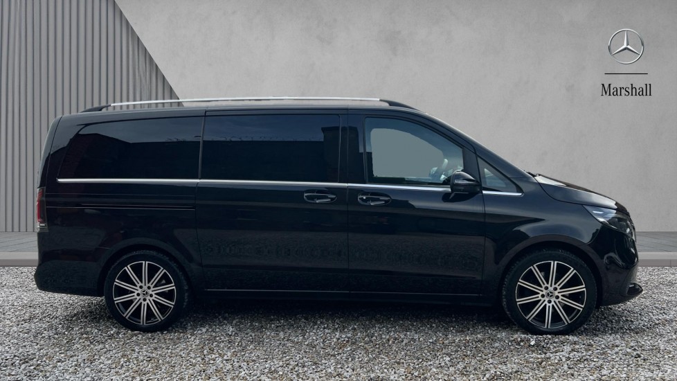 Used Mercedes-Benz V-Class 2024 for sale - 76766078: Photo 4