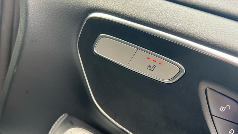 Used Mercedes-Benz V-Class 2024 for sale - 76766078: Photo 42