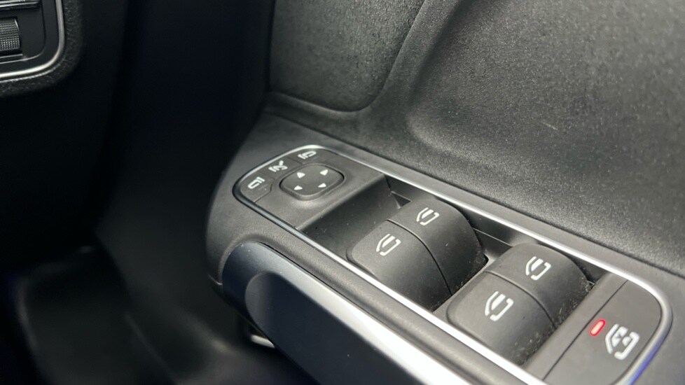 Used Mercedes-Benz EQB 2024 for sale - 76434664: Photo 52