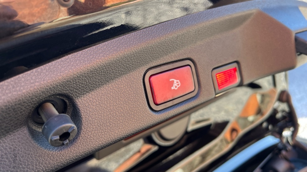 Used Mercedes-Benz E Class 2021 for sale - 76563850: Photo 49