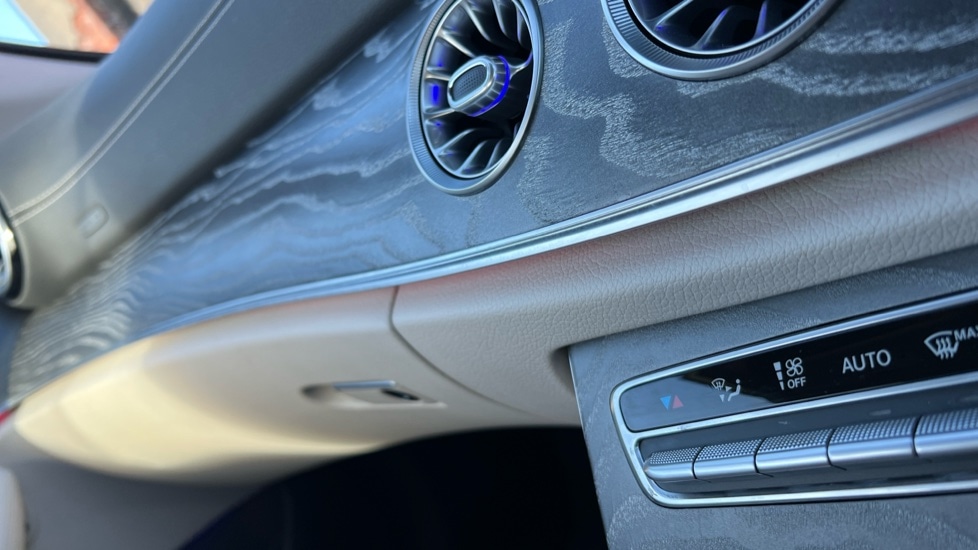 Used Mercedes-Benz E Class 2021 for sale - 76563850: Photo 64