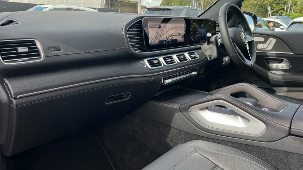 Used Mercedes-Benz GLE 2025 for sale - 76914927: Photo 11
