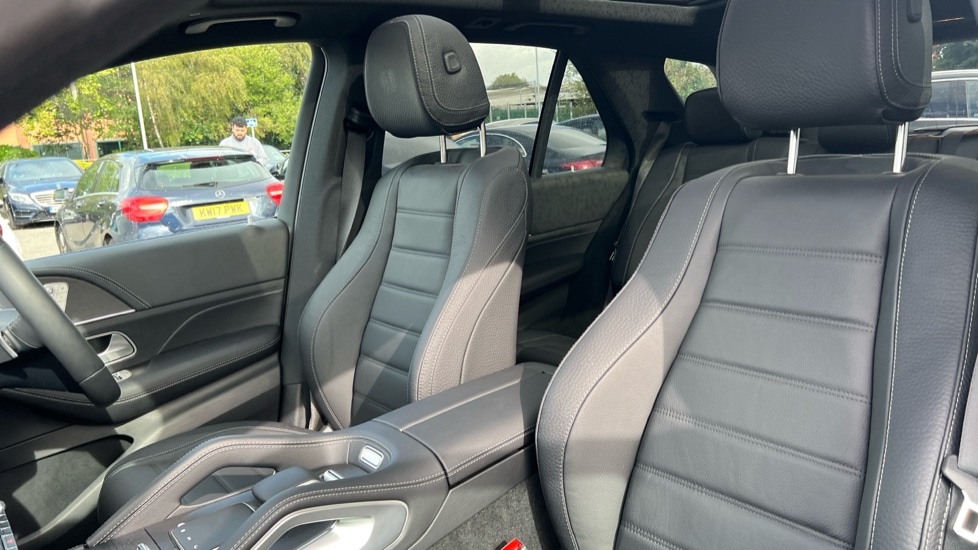 Used Mercedes-Benz GLE 2025 for sale - 76914927: Photo 14