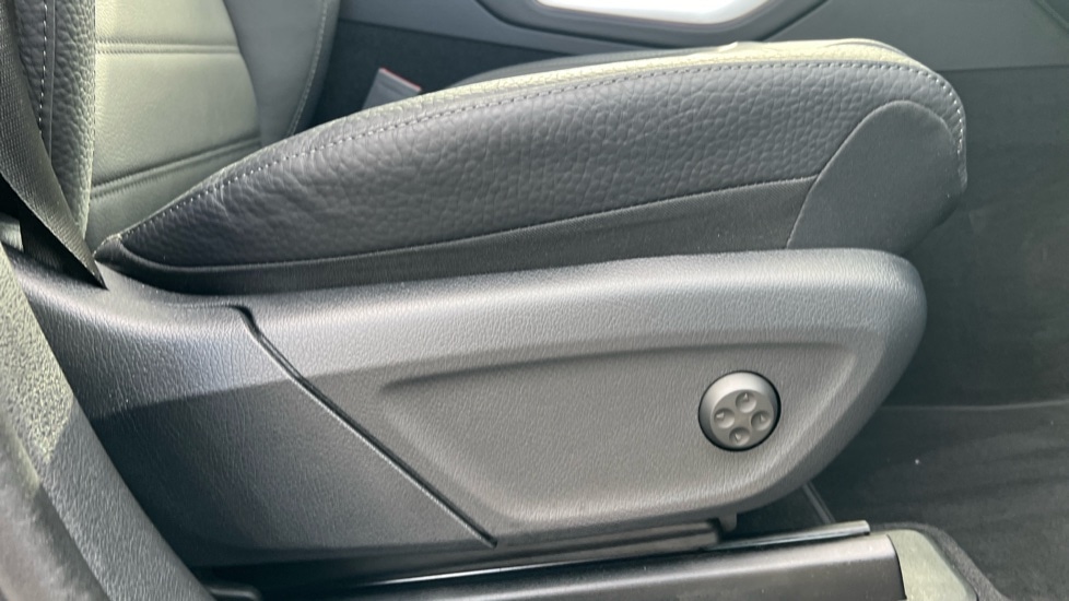 Used Mercedes-Benz GLE 2025 for sale - 76914927: Photo 39