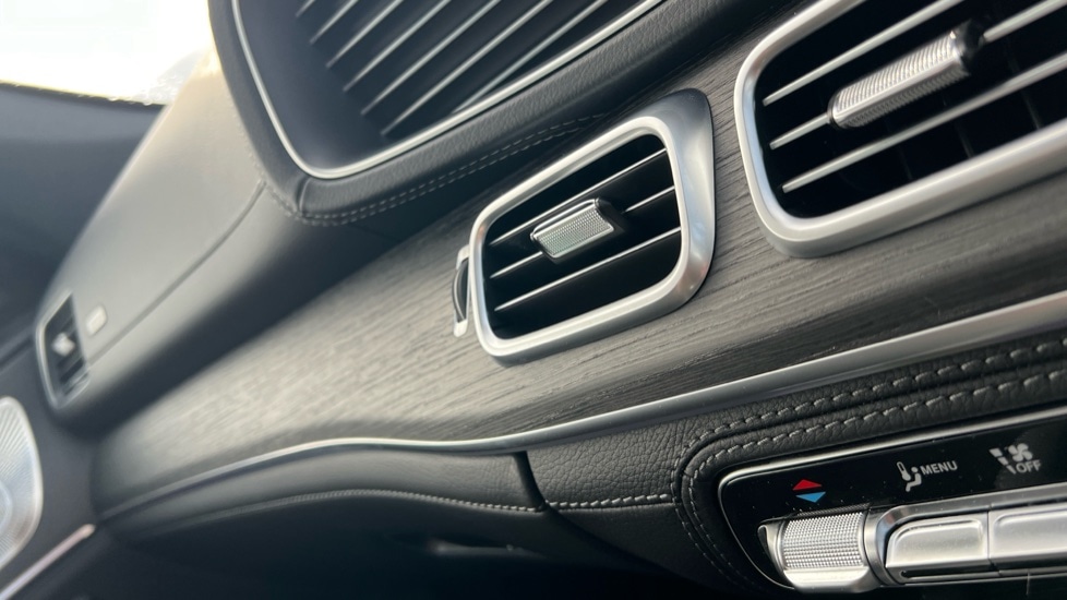 Used Mercedes-Benz GLE 2025 for sale - 76914927: Photo 58