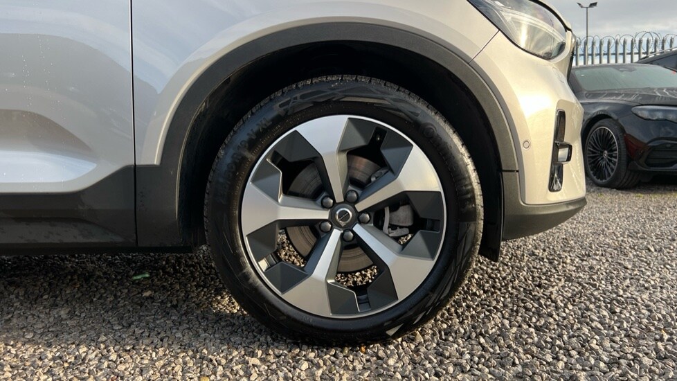 Used Volvo XC40 2023 for sale - 76960054: Photo 20