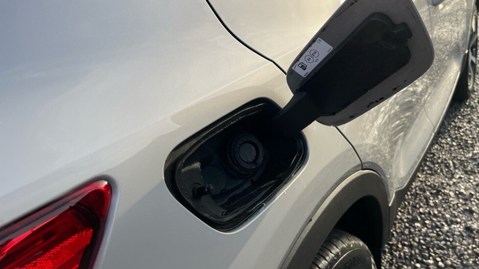 Used Volvo XC40 2023 for sale - 76960054: Photo 21