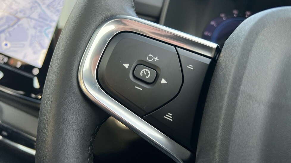 Used Volvo XC40 2023 for sale - 76960054: Photo 23