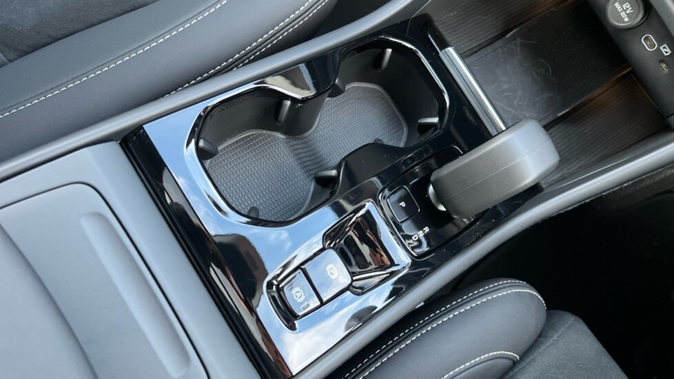 Used Volvo XC40 2023 for sale - 76960054: Photo 29