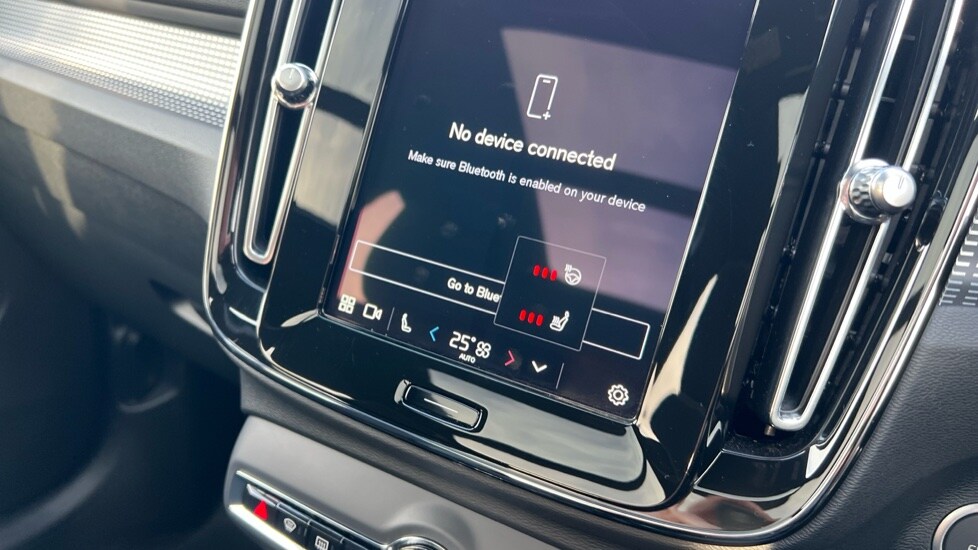 Used Volvo XC40 2023 for sale - 76960054: Photo 34