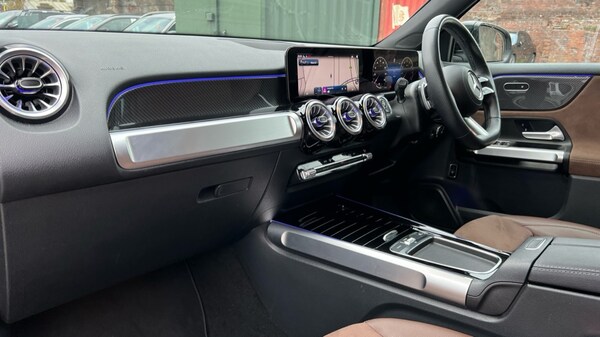 Used Mercedes-Benz GLB 2025 for sale - 76273002: Photo 11