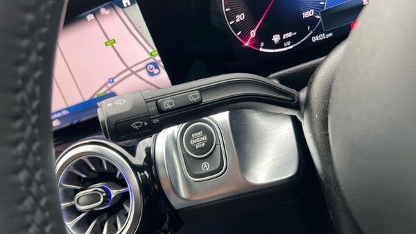 Used Mercedes-Benz GLB 2025 for sale - 76273002: Photo 32