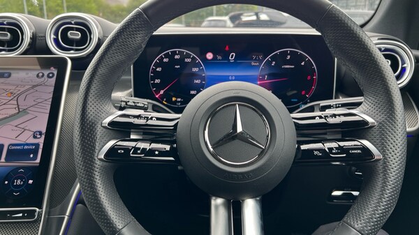 Used Mercedes-Benz GLC 2024 for sale - 75526592: Photo 12
