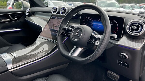 Used Mercedes-Benz GLC 2024 for sale - 75526592: Photo 3