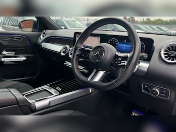 Used Mercedes-Benz GLB 2024 for sale - 76086676: Photo 3