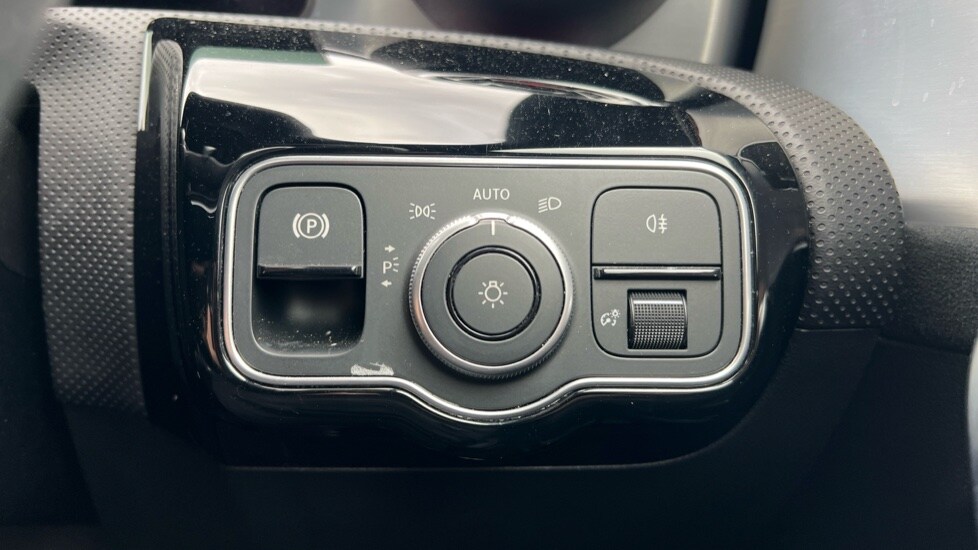 Used Mercedes-Benz CLA 2024 for sale - 76062058: Photo 53