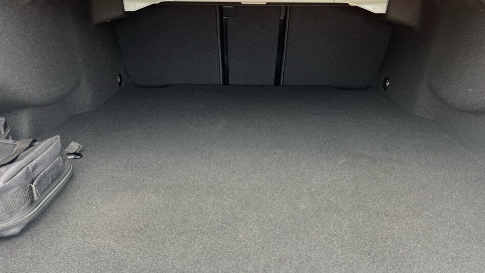 Used Mercedes-Benz E Class 2025 for sale - 75934645: Photo 17