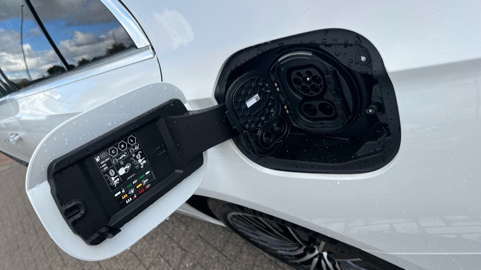 Used Mercedes-Benz E Class 2025 for sale - 75934645: Photo 28