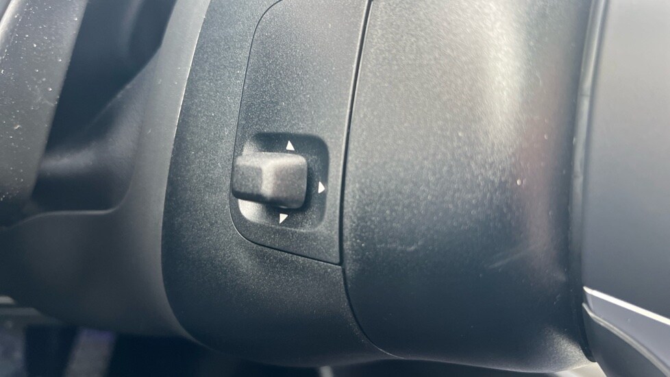 Used Mercedes-Benz E Class 2025 for sale - 75934645: Photo 56