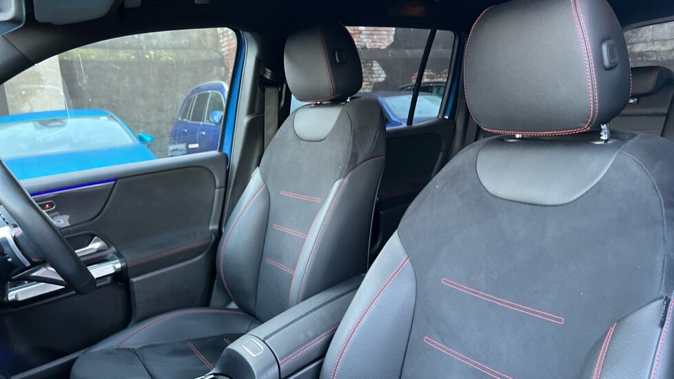 Used Mercedes-Benz GLB 2024 for sale - 77050899: Photo 14