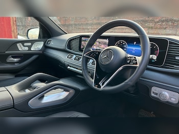 Used Mercedes-Benz GLE 2025 for sale - 76580268: Photo