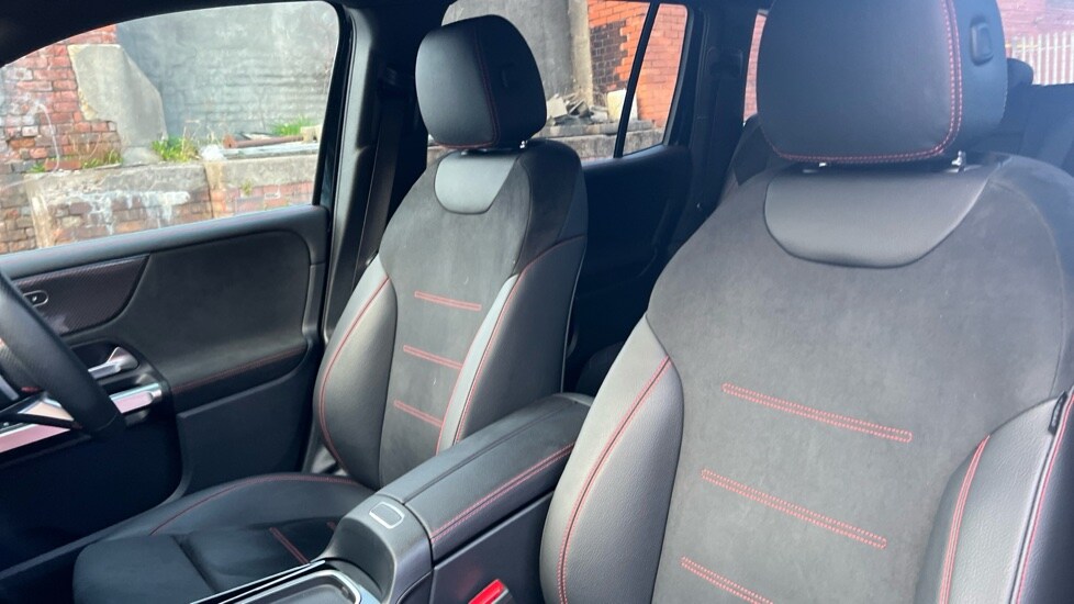 Used Mercedes-Benz GLB 2024 for sale - 76466331: Photo 14