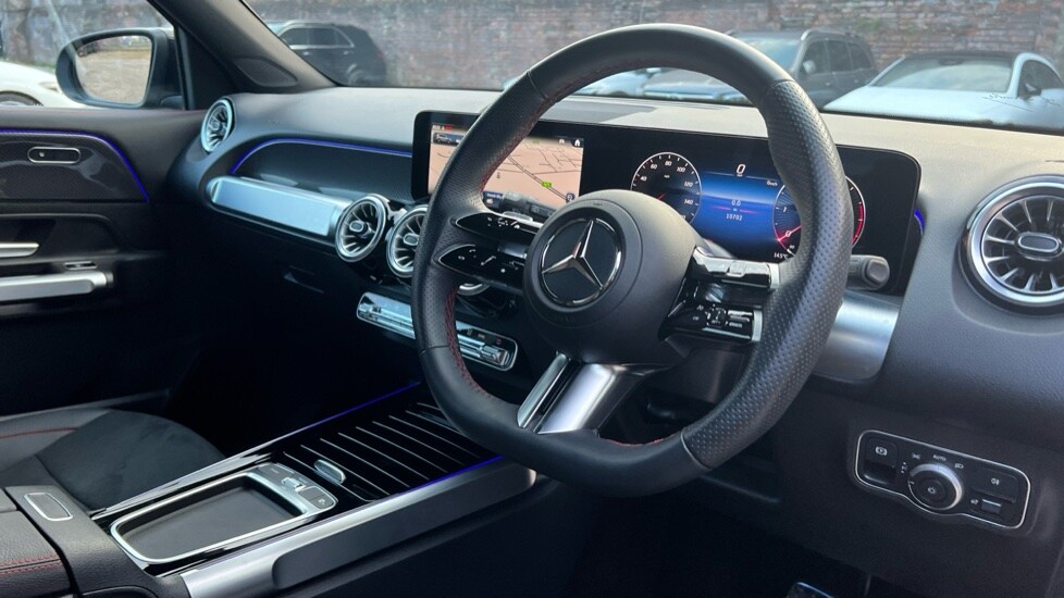 Used Mercedes-Benz GLB 2024 for sale - 76466331: Photo 3