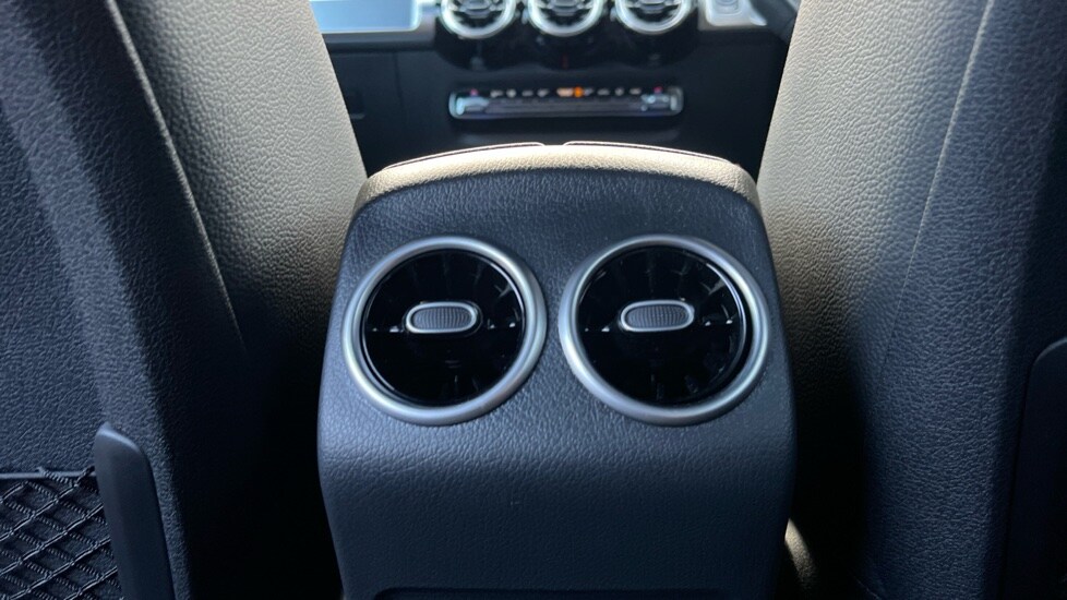 Used Mercedes-Benz GLB 2024 for sale - 76466331: Photo 36