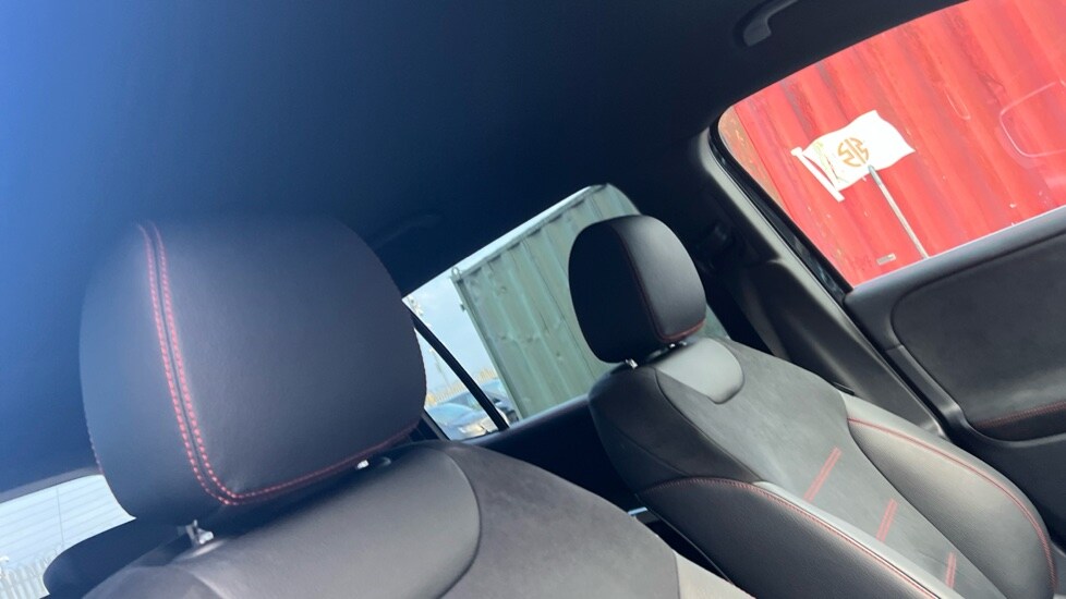 Used Mercedes-Benz GLB 2024 for sale - 76466331: Photo 38