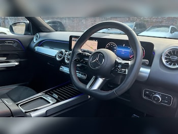 Used Mercedes-Benz GLB 2024 for sale - 76466331: Photo