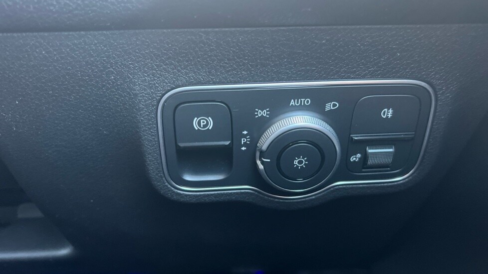 Used Mercedes-Benz GLB 2024 for sale - 76466331: Photo 54