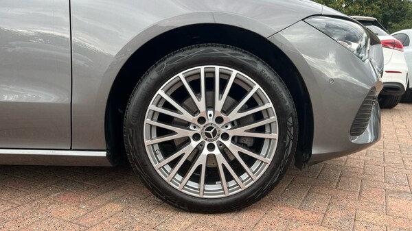 Used Mercedes-Benz CLA 2023 for sale - 75722374: Photo 5