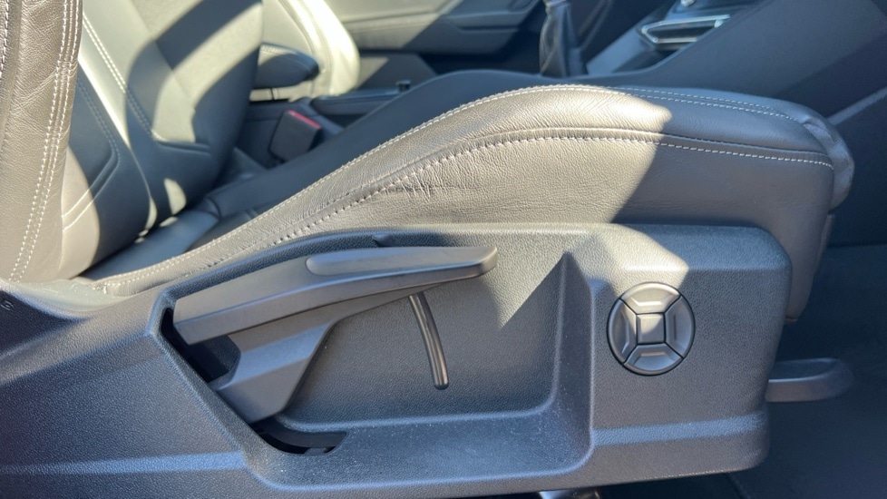 Used Audi Q3 2023 for sale - 76954430: Photo 32