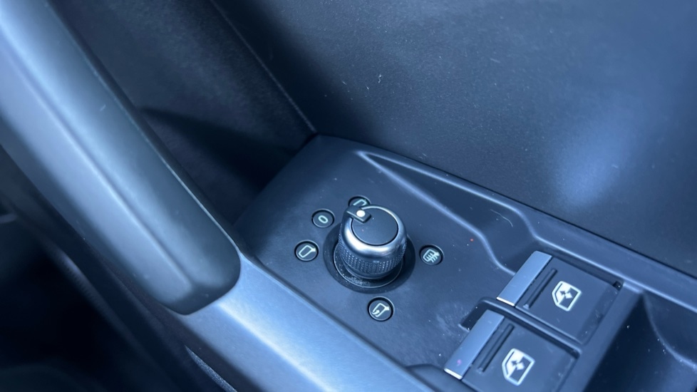 Used Audi Q3 2023 for sale - 76954430: Photo 47