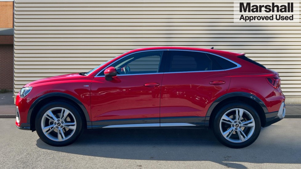 Used Audi Q3 2023 for sale - 76954430: Photo 6