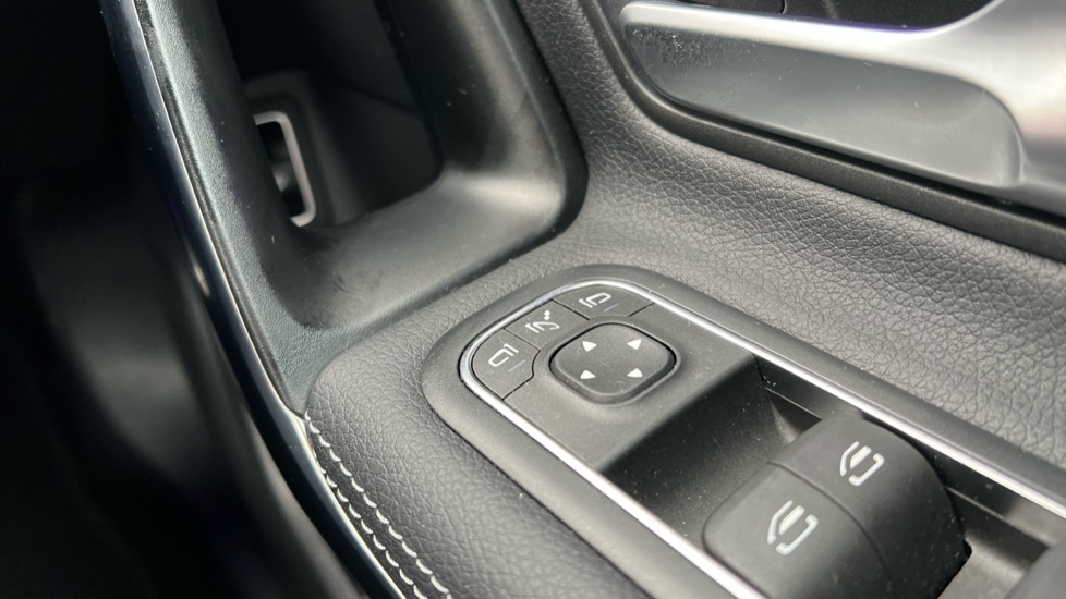 Used Mercedes-Benz CLA 2022 for sale - 76780201: Photo 49