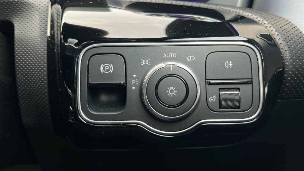 Used Mercedes-Benz CLA 2022 for sale - 76780201: Photo 51