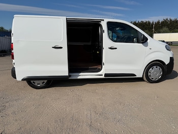Used Peugeot Expert 2019 for sale - 77802533: Photo