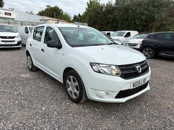 Used Dacia Sandero 2015 for sale - 78513721: Photo
