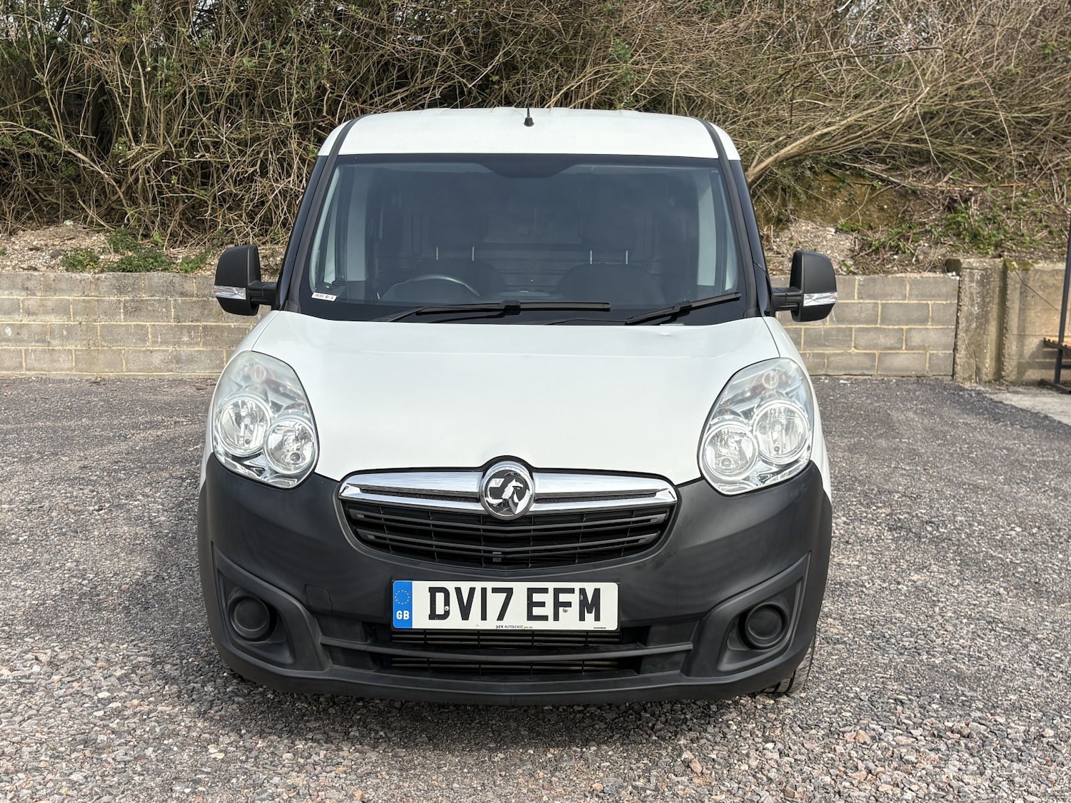 Used Vauxhall Combo 2017 for sale - 78004353: Photo 2
