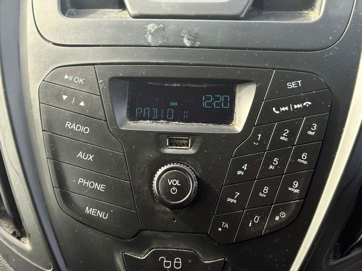 Used Ford Transit Courier 2016 for sale - 78004435: Photo 18