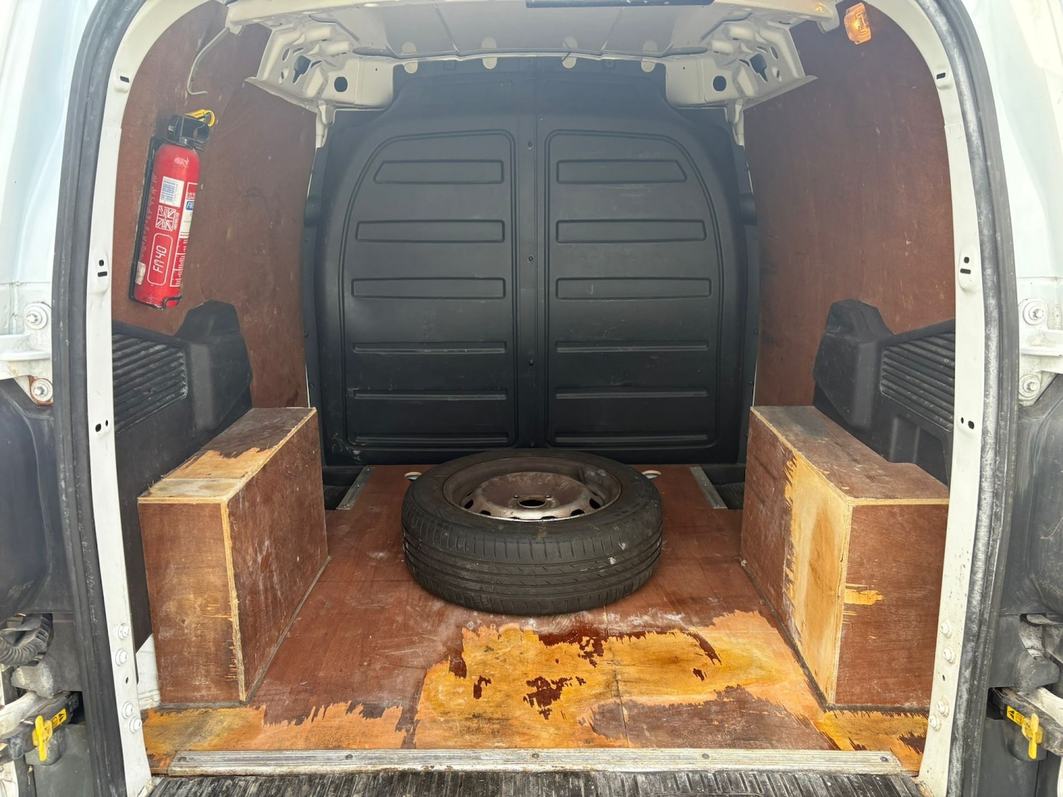 Used Ford Transit Courier 2016 for sale - 78004435: Photo 23