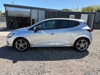 Used Renault Clio 2018 for sale - 78445804: Photo