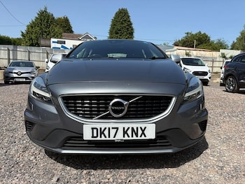 Used Volvo V40 2017 for sale - 79436215: Photo