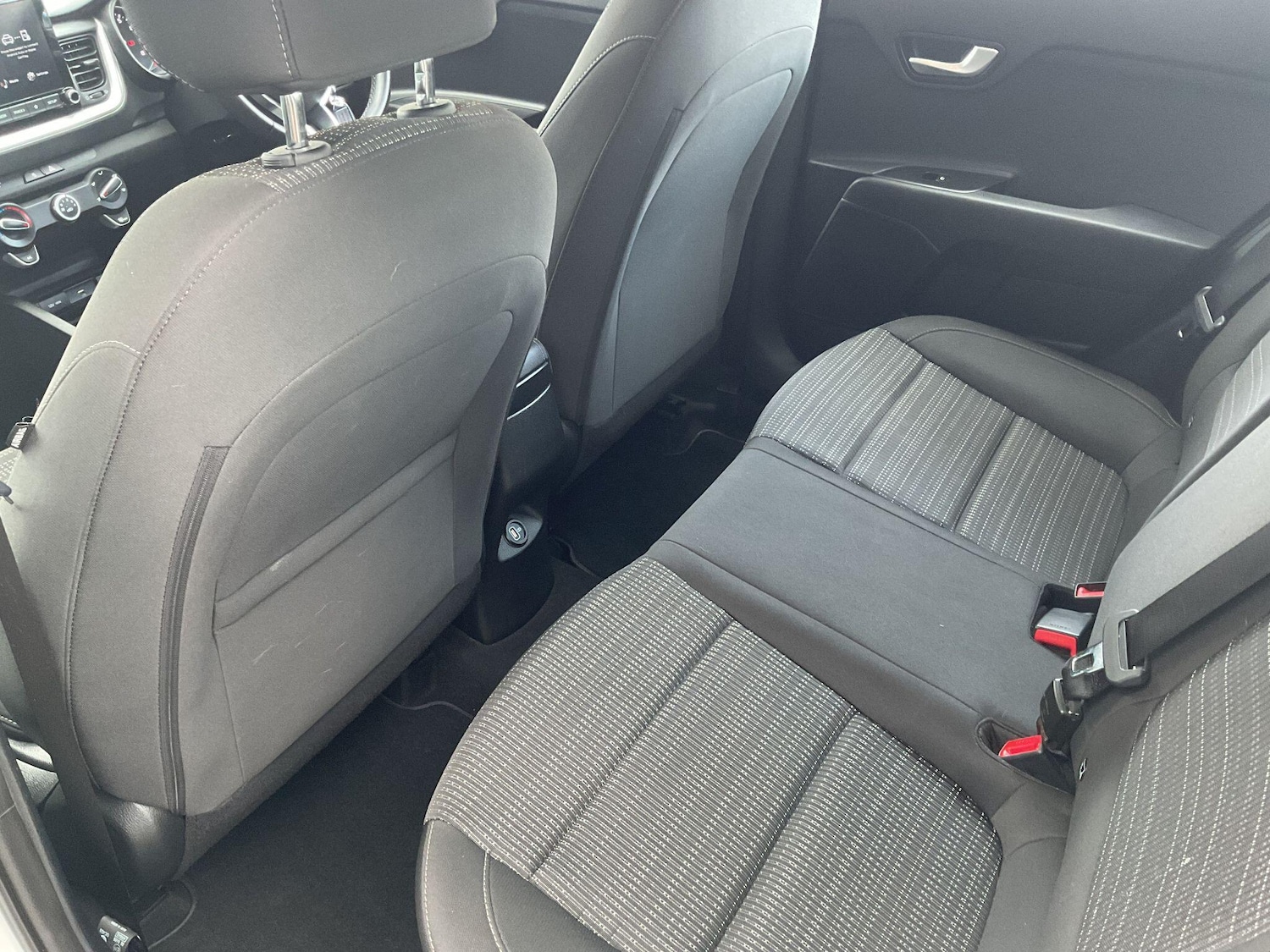 Used Kia Stonic 2022 for sale - 77657972: Photo 11