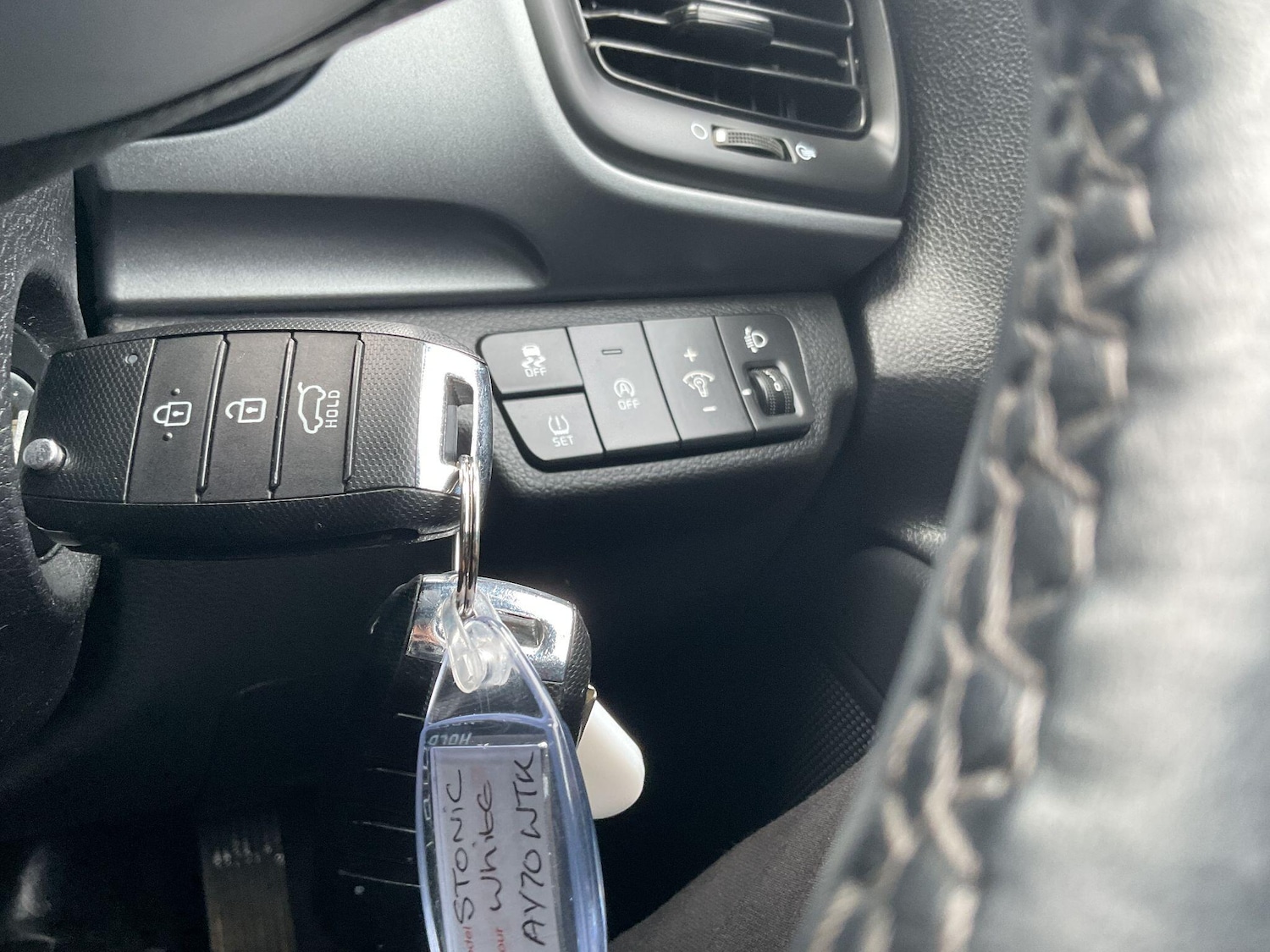 Used Kia Stonic 2022 for sale - 77657972: Photo 25