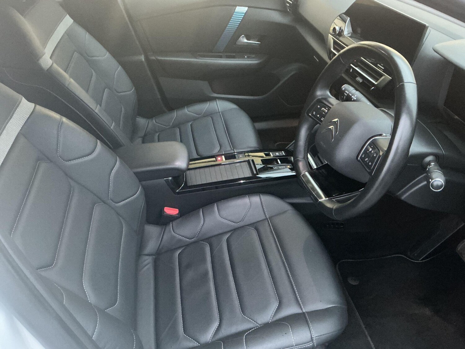 Used Citroen e-C4 2023 for sale - 77306088: Photo 15